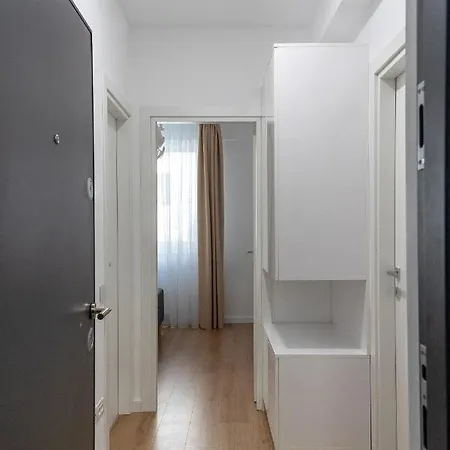 Royal Paradise Guest house 3*