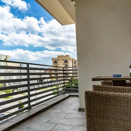 Royal Paradise Guest house 3*