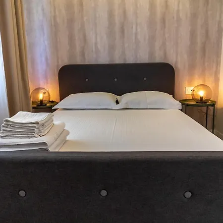 Royal Paradise Guest house