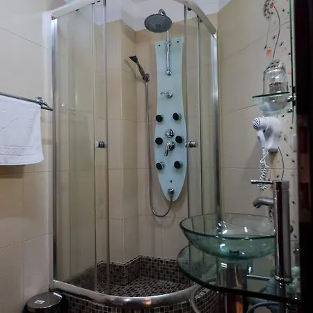 Royal Paradise Guest house 3*