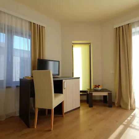 Royal Paradise Guest house