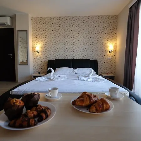 Guest house Royal Paradise 3*